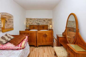 Lejlighedens parkeringsplads Konjevrate, Krka - 24487