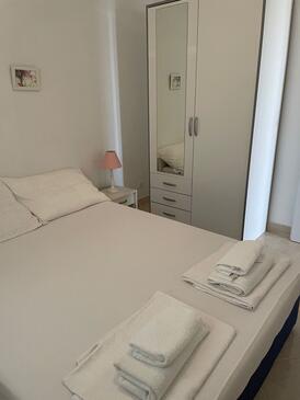 Apartmány s parkoviskom Ražanj, Rogoznica - 24488