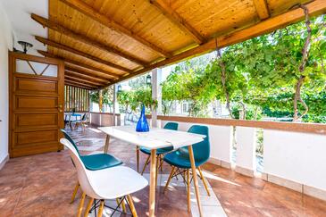 Ferienwohnungen mit Parkplatz Mandre, Pag - 24492