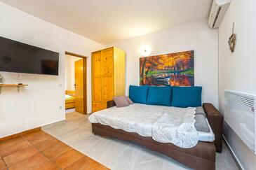 Mandre, Obývací pokoj v ubytování typu apartment, s klimatizací, domácí mazlíčci povoleni a WiFi.