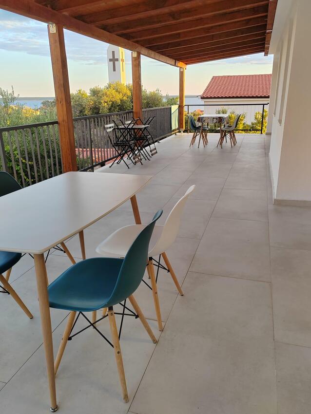 Apartmani s parkingom Mandre, Pag - 24492