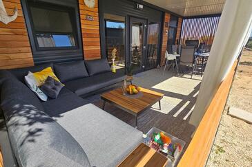 Lejligheder med pool egnet til familier med børn Pirovac, Sibenik - 24497