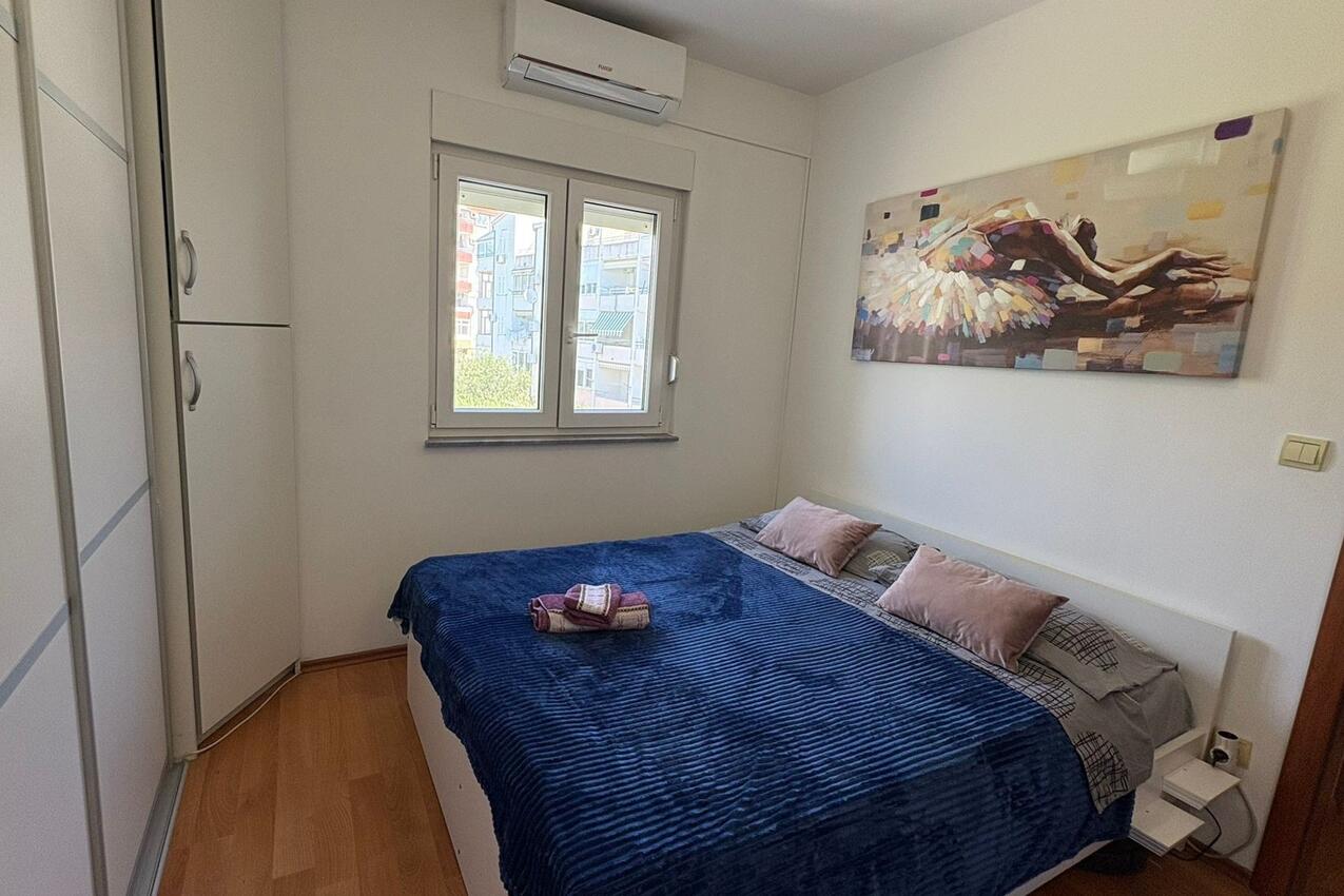 Ferienwohnungen mit Parkplatz Kastel Stafilic, Kastela - 24501