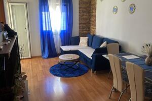 Apartamente cu parcare Kastel Stafilic, Kastela - 24501