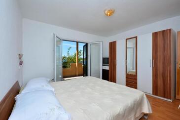 Apartamentos junto al mar Stobrec, Split - 24508