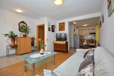 Apartamentos junto al mar Stobrec, Split - 24508