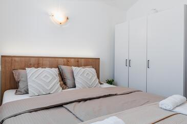 Apartmány s parkovištěm Vir - 24513