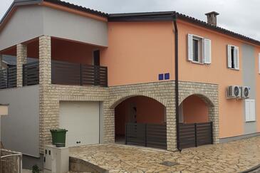 Apartments with terrace Vir, North Dalmatia