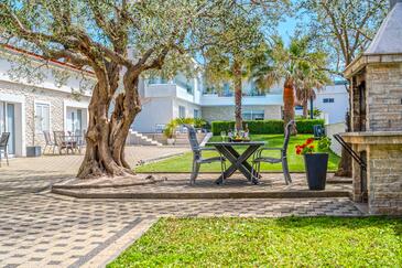 Apartments by the sea Sukošan, Zadar - 24518