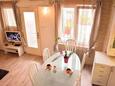 Split, Salle à manger dans l’hébergement en type apartment, animaux acceptés et WiFi.
