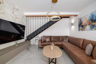 Vrbnik, Гостиная в размещении типа house, доступный кондиционер, Домашние животные допускаются и WiFi.