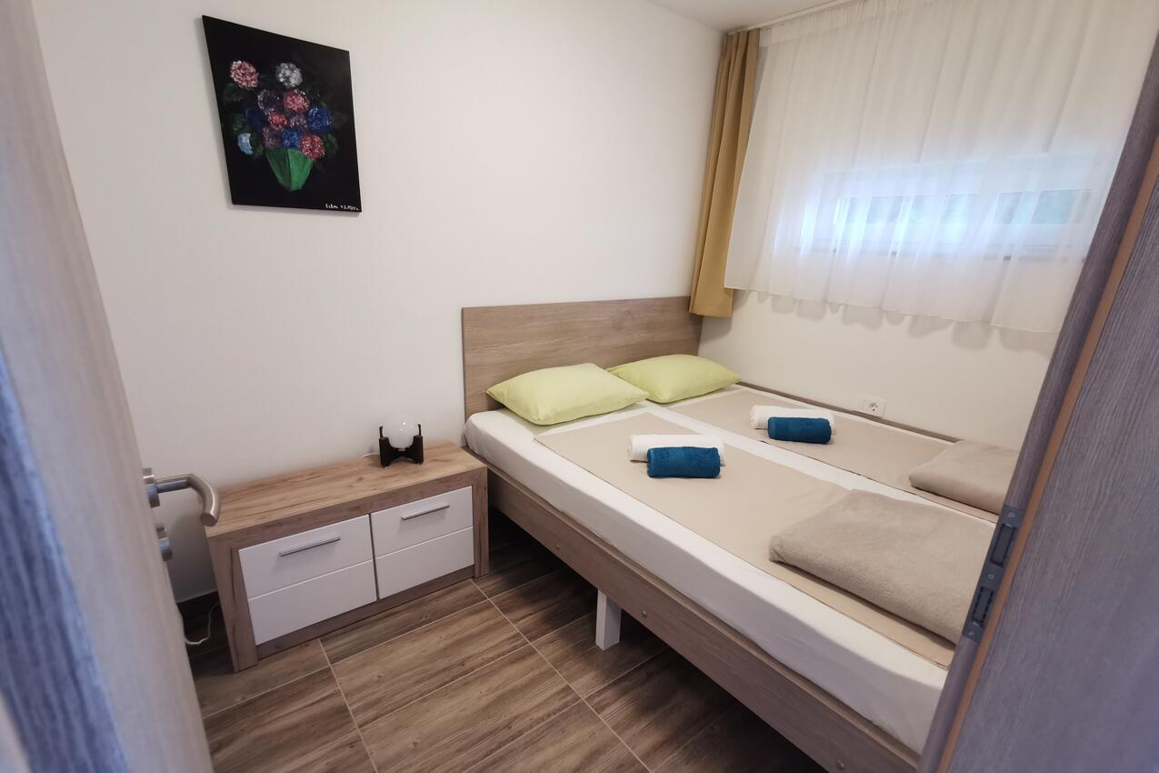 Appartamenti con parcheggio Novi del Vinodol - Novi Vinodolski - 24527