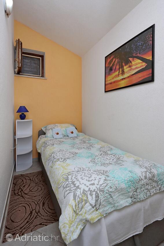 Family friendly house with a swimming pool Dolenja Vas, Central Istria - Središnja Istra - 24528