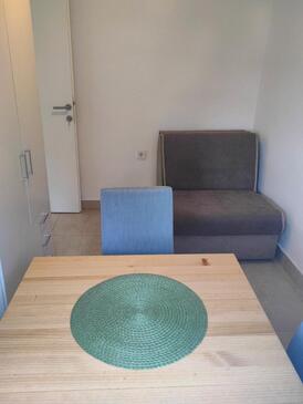 Sobra, Гостиная в размещении типа studio-apartment, доступный кондиционер и WiFi.