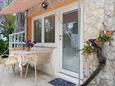 Kukurini, Terrace in the studio-apartment, WiFi.