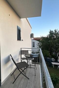 Apartmanok és szobák parkolóhellyel Starigrad, Paklenica - 24535