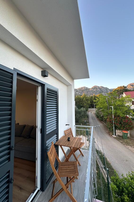 Appartements et chambres avec parking Starigrad, Paklenica - 24535