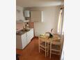 Rovinj, Cocina en alojamiento de tipo apartment, WiFi.