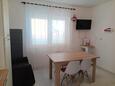 Šibenik, Salle à manger dans l’hébergement en type apartment, WiFi.