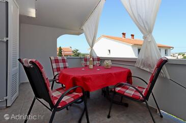 Apartmani s parkingom Barbat, Rab - 24547