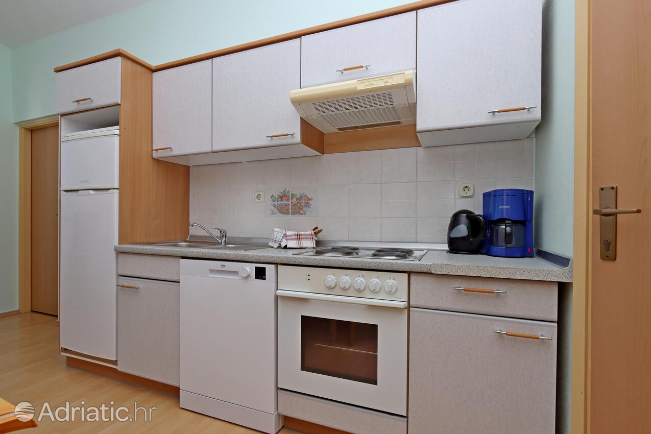 Apartmaji s parkingom Barbat, Rab - 24547