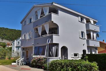 Barbat, Rab, Szálláshely 24547 - Apartmanok homokos stranddal.