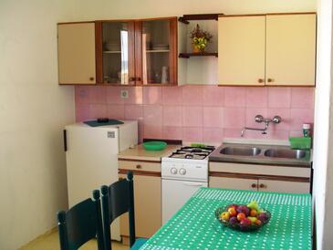 Apartmanok a tenger mellett Pakostane, Biograd - 24548