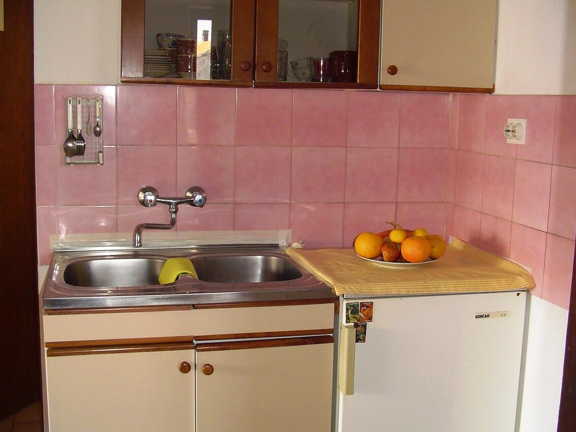 Apartmanok a tenger mellett Pakostane, Biograd - 24548