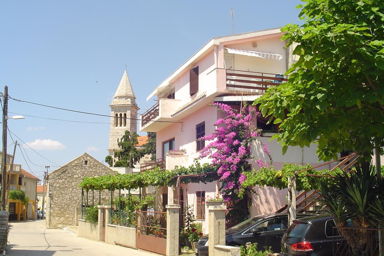 Appartamenti con parcheggio Pakostane, Biograd - 24548