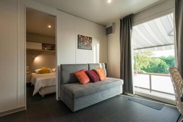 Ferienwohnungen mit Pool für Familien Donji Zagon, Novi Vinodolski - 24555