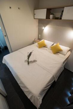 Family-friendly apartments with swimming pool Donji Zagon, Novi Vinodolski - 24555