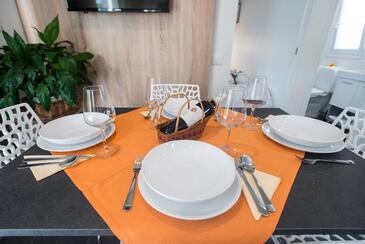 Donji Zagon, Spisestue i overnattingstype apartment, WiFi.