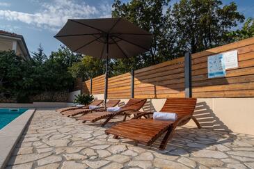 Family-friendly apartments with swimming pool Donji Zagon, Novi Vinodolski - 24555