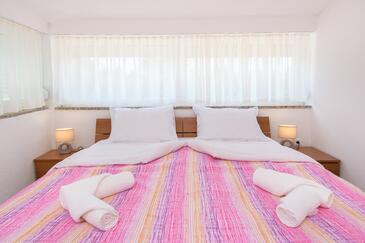 Ferienwohnungen mit Pool für Familien Stranici, Porec - 24558