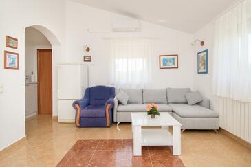 Stranići, Camera di soggiorno nell'alloggi del tipo apartment, condizionatore disponibile e WiFi.