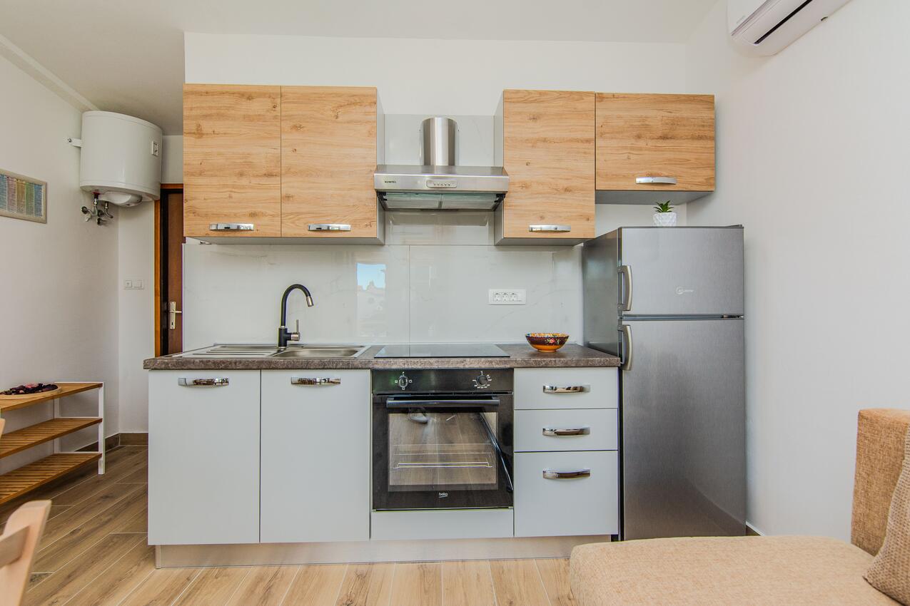 Lägenheter med parkering Zukve, Zadar - 24559