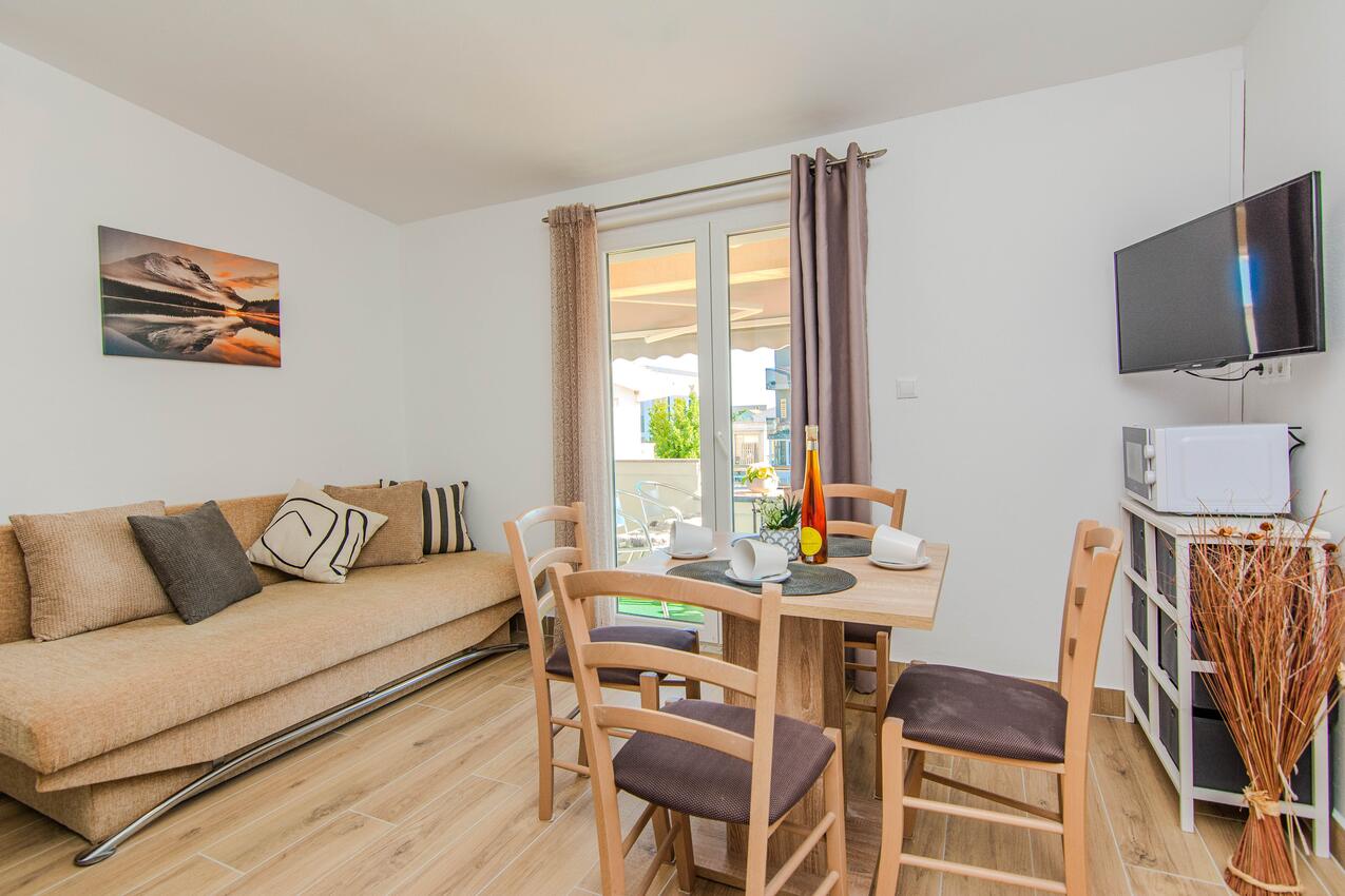 Lägenheter med parkering Zukve, Zadar - 24559