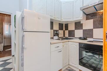 Lägenheter med parkering Vir - 24560