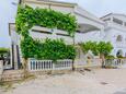Vir, Vir, Propiedad 24560 - Apartamentos con una playa de guijarros.