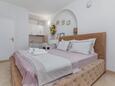 Makarska, Спальня в размещении типа studio-apartment, доступный кондиционер и WiFi.