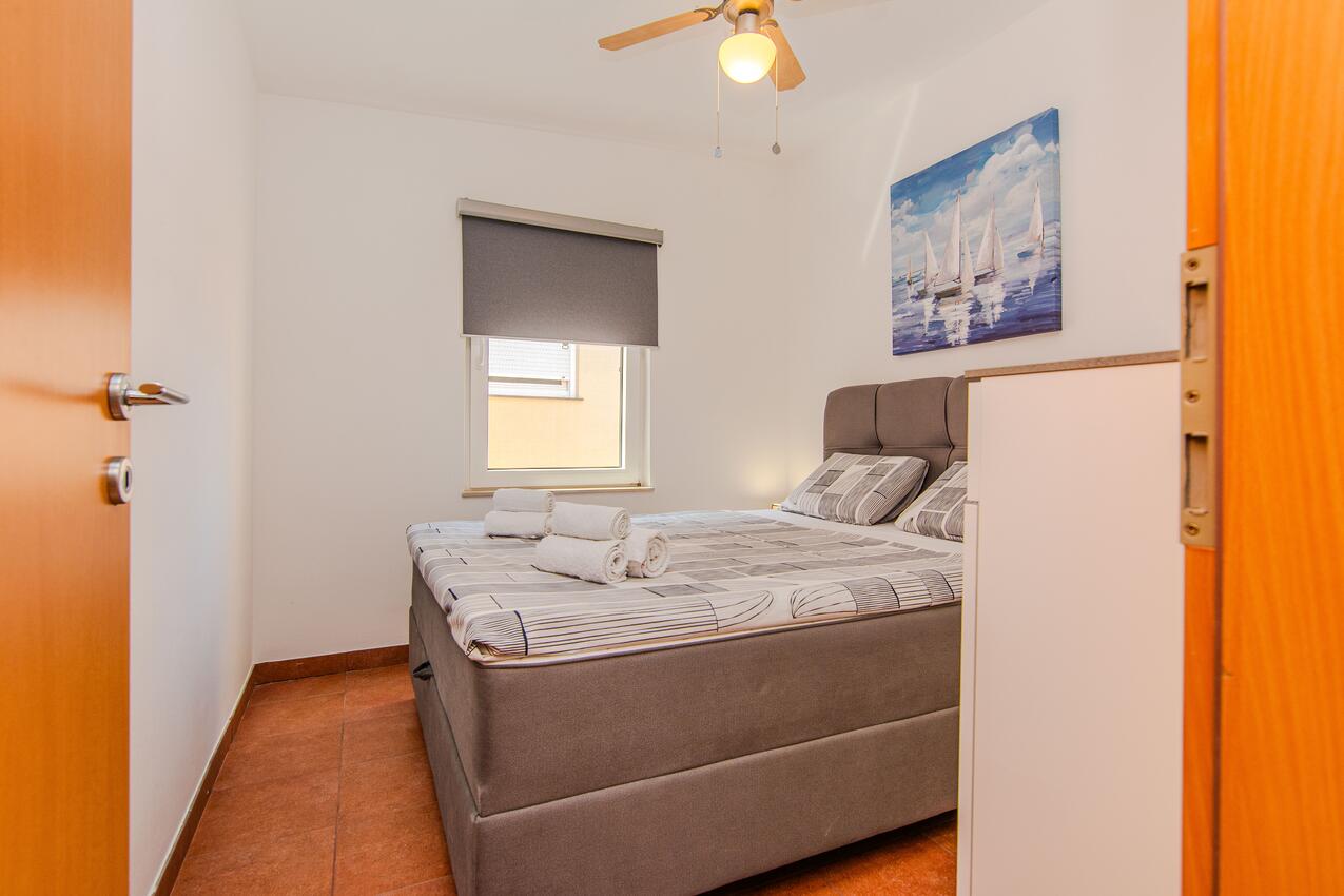 Appartements près de la mer Vir - 24564