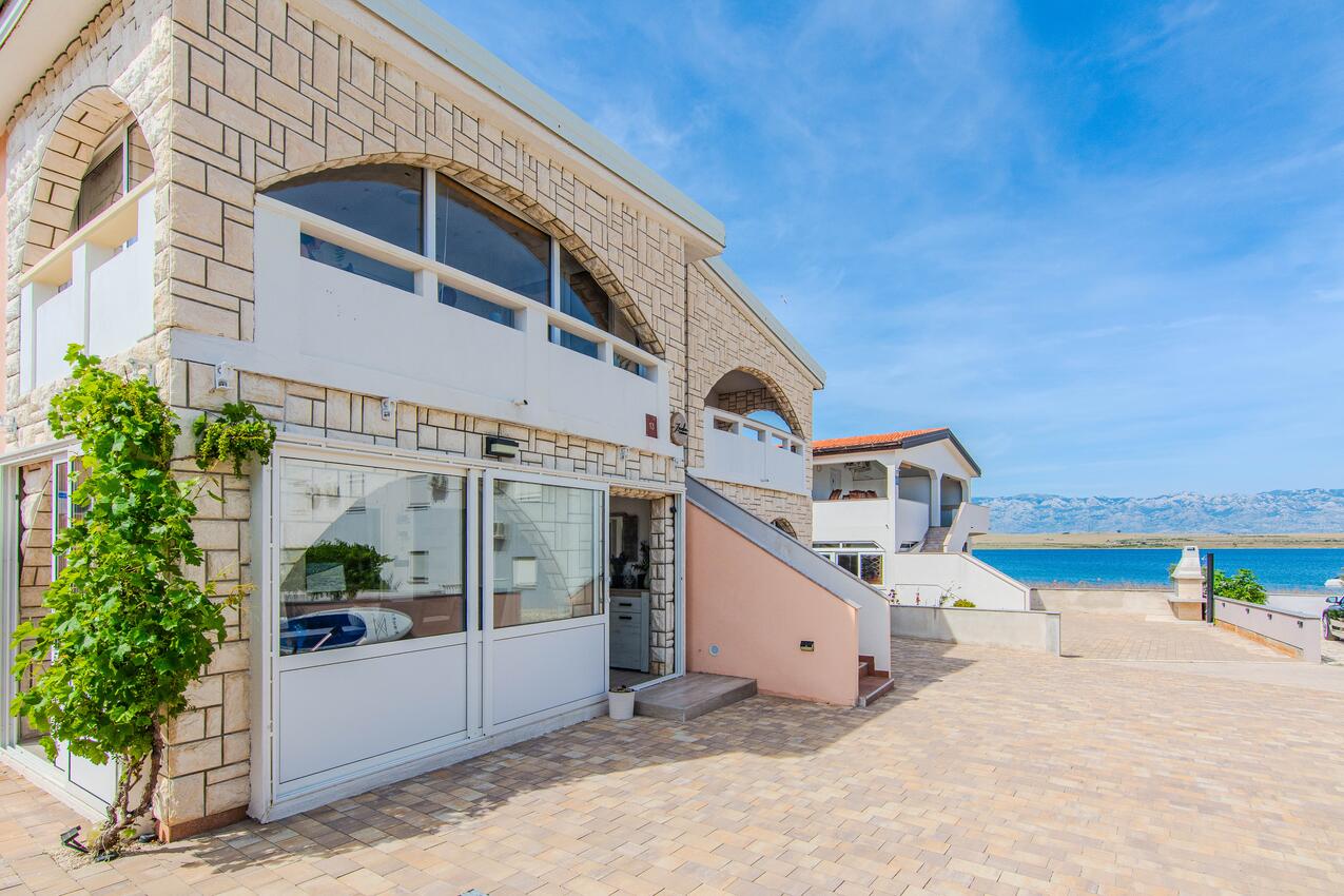 Appartements près de la mer Vir - 24564