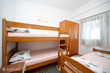 Appartements près de la mer Vir - 24566