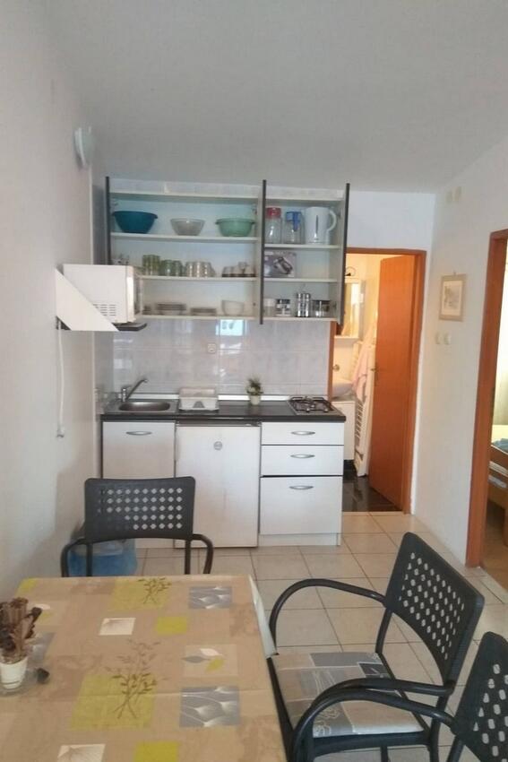 Apartmanok a tenger mellett Vir - 24566