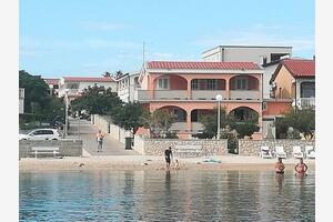 Appartements près de la mer Vir - 24566