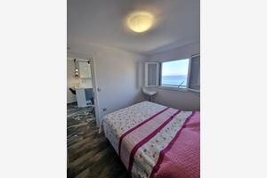 Appartamento di due stanze Razanj, Rogosnizza - Rogoznica (A-24569-c)