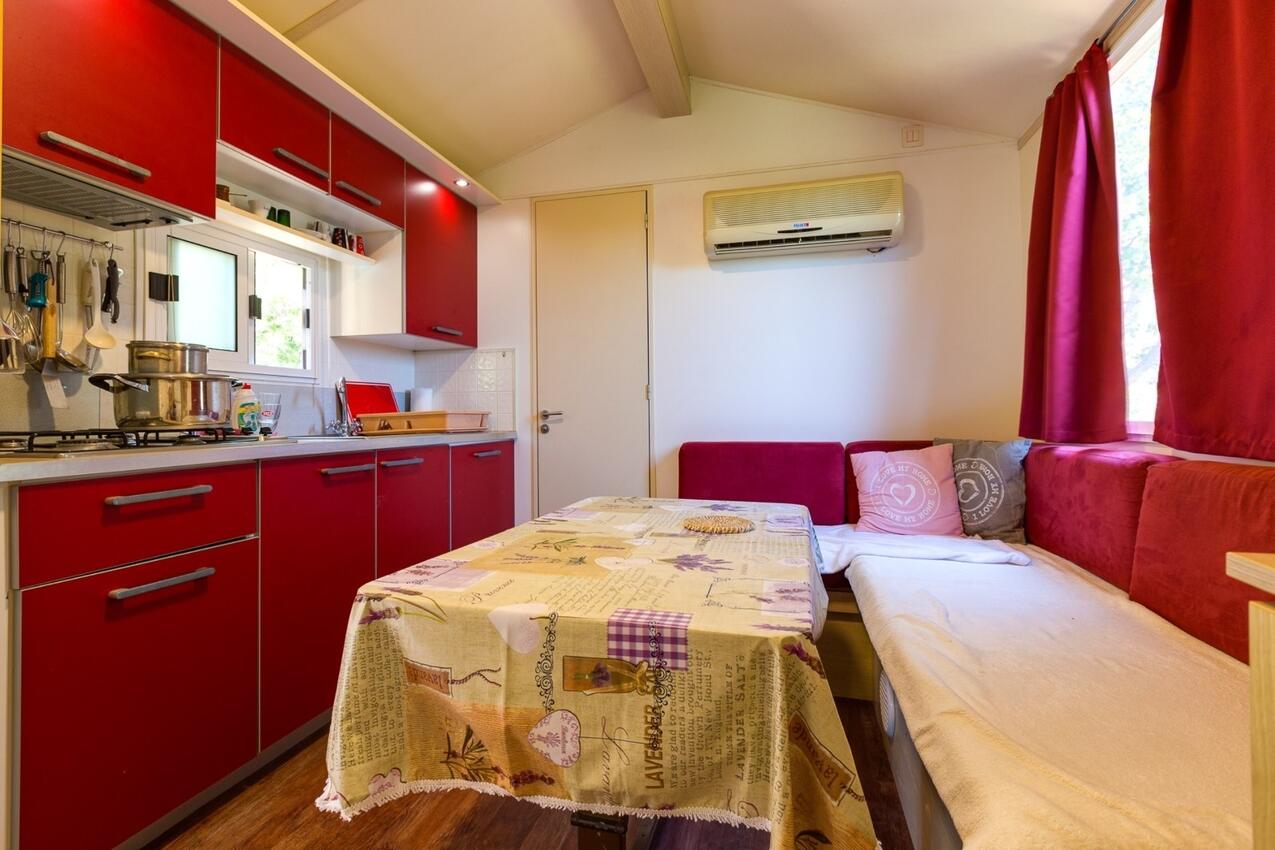 Appartamenti accanto al mare Baia Kurila, Lussino - Lošinj - 24571