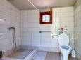 Kurila, Bathroom in the studio-apartment, WiFi.
