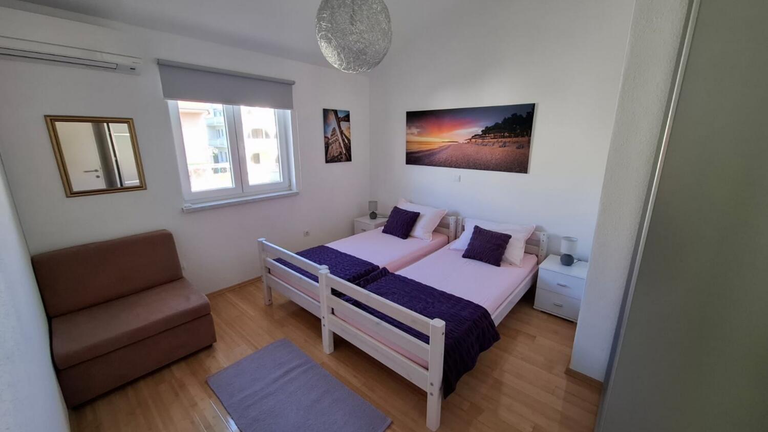 Ferienwohnungen mit Parkplatz Mavarstica, Ciovo - 24572