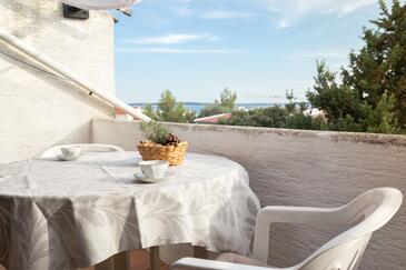 Two bedroom apartment Mandre, Pag (A-24574-a)